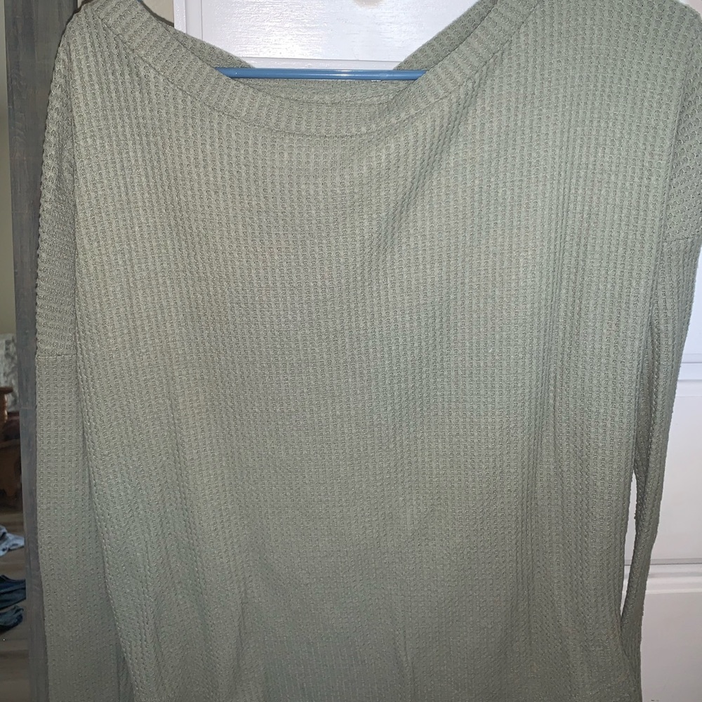 Waffle knitted long sleeve.